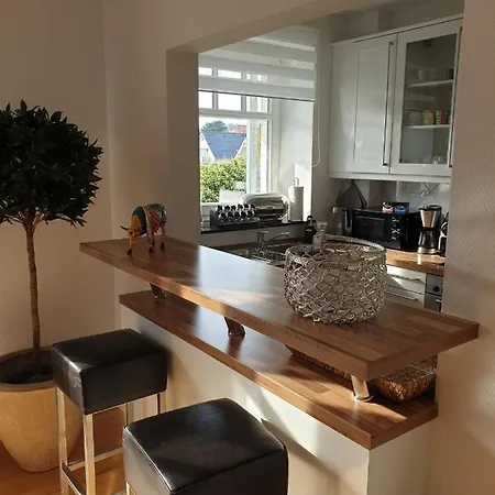 Strandallee 150a Lejlighed